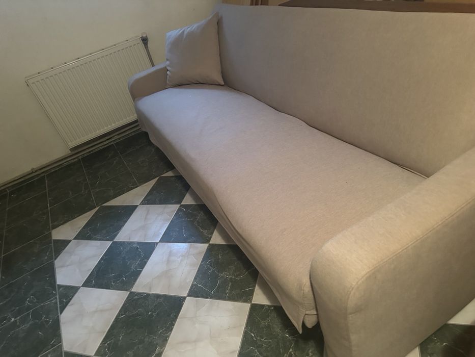 Диван для вітальні