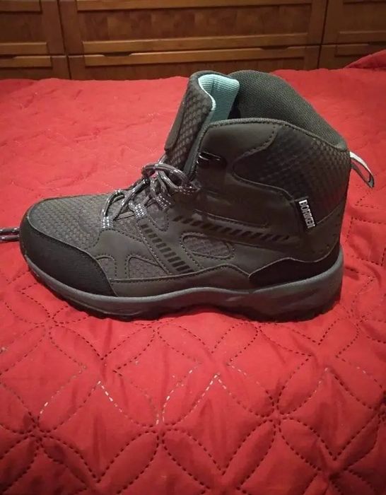 Botas Bokiren como novas