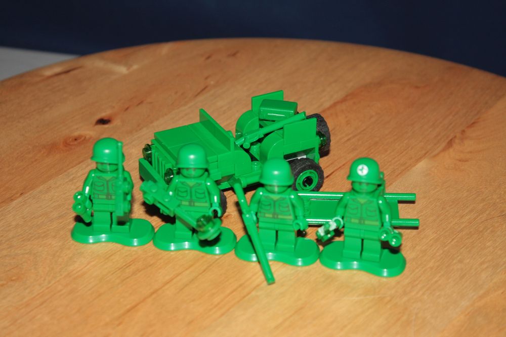 Lego Toy Story 7595 Patrol wojskowy