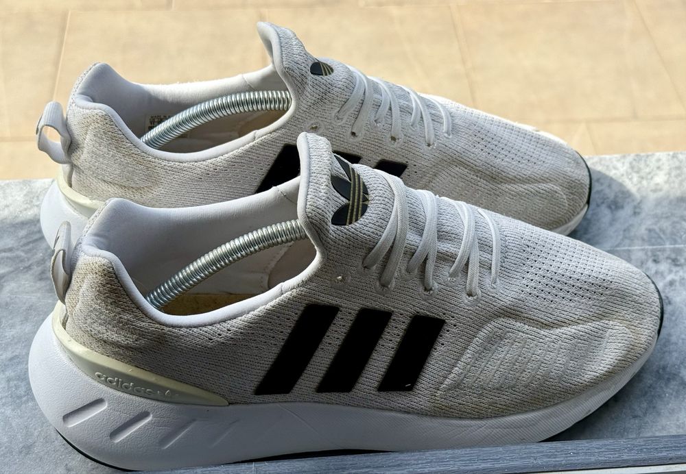 Sapatilhas Adidas Swift Run  45 em muito bom estado