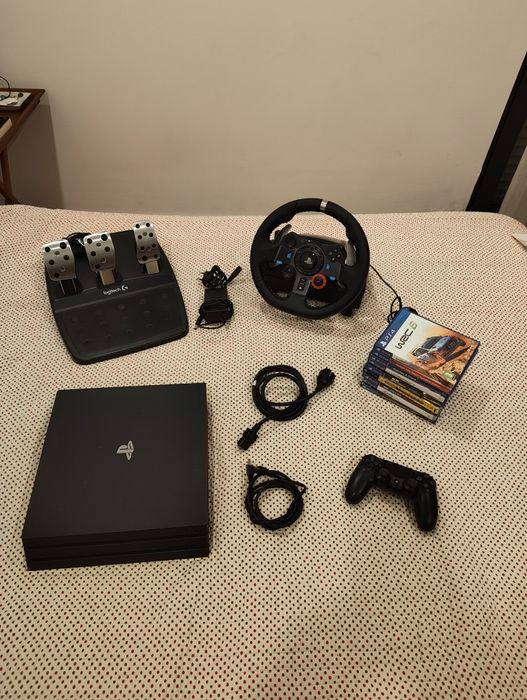 PS4 PRO 1Tb + Kit volante e pedais de simulador + jogos