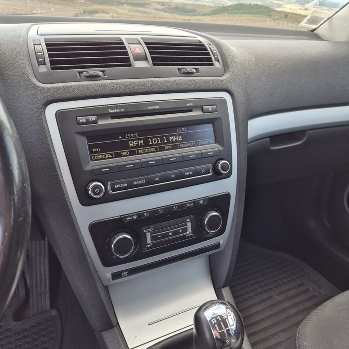 Skoda Octavia 1.6tdi 105cv