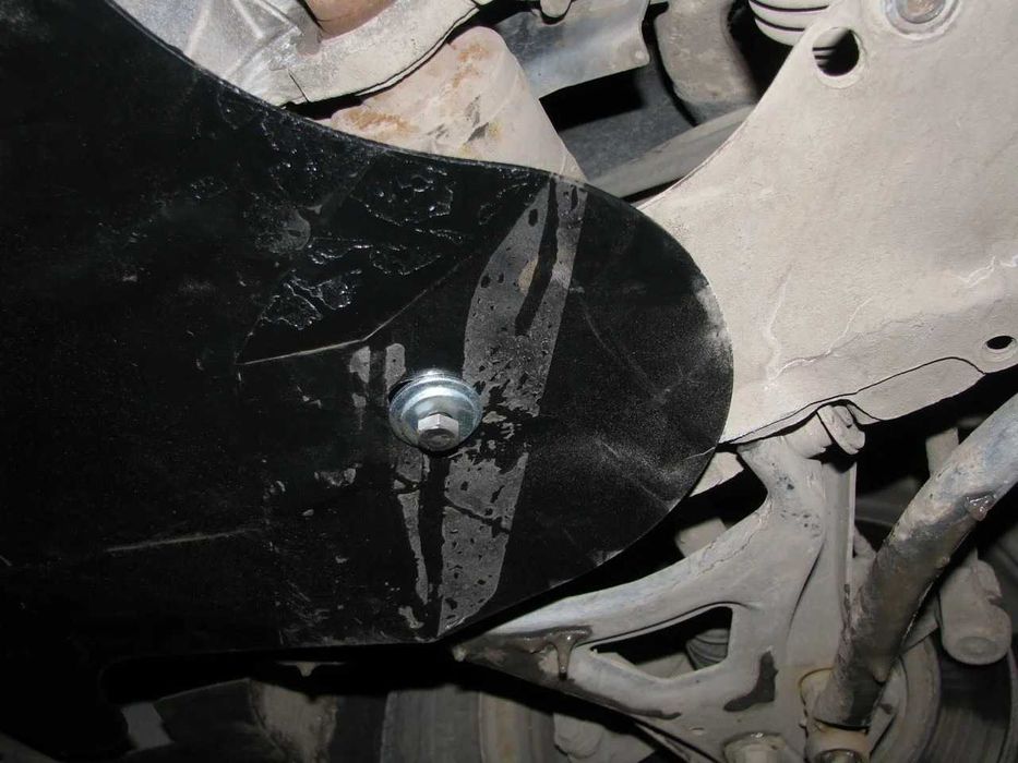 Стальний захист двигуна та КПП Renault Kangoo. Захист рено кенго