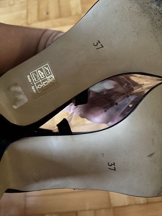 Czółenka skórzane  37 transparentne