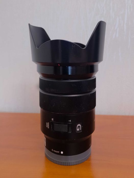 Об'єктив Sony E PZ 18-105mm f/4 G OSS
