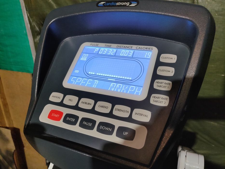 Orbitrek Cardiostrong EX70