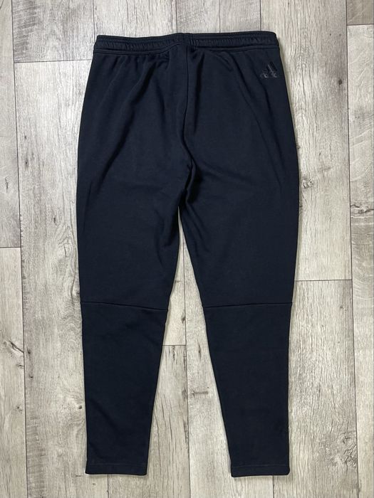 Adidas штаны XL размер спортивные черные с принтом
