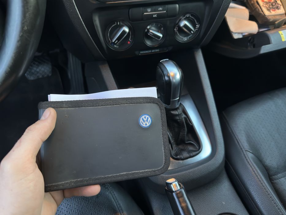 Продам volkswagen jetta 6 2.5 se