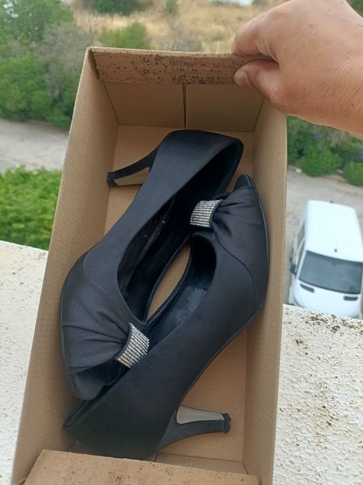 Sapatos de cerimónia número 37