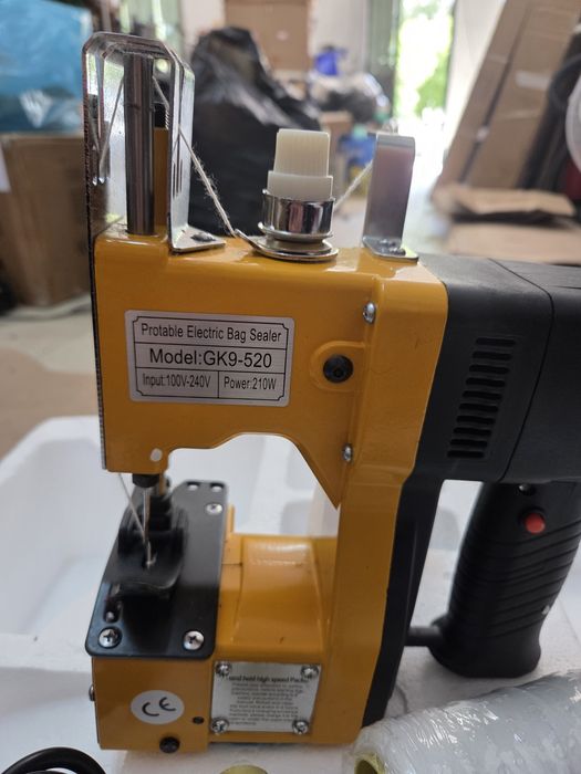 Maquina de costurar sacos