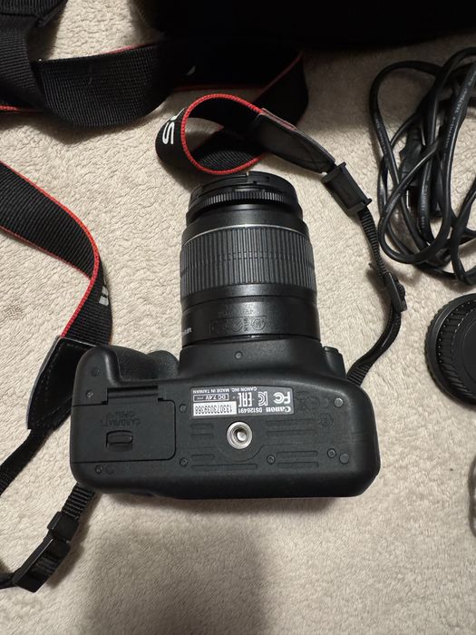 Canon EOS 1200D + lente 18-55 + bolsa de transporte