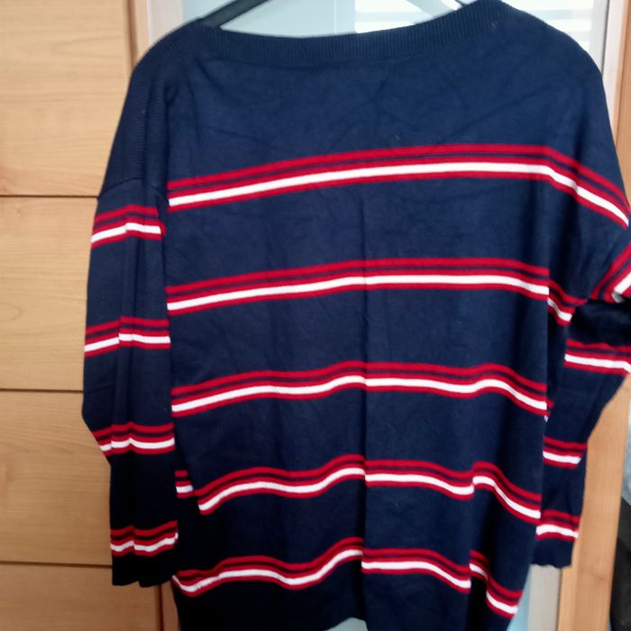 Sweterek damski, cienki w pasy Reserved L