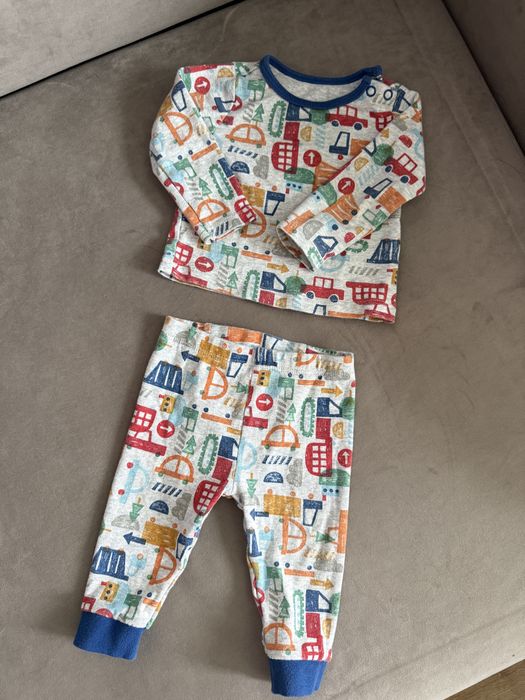 Піжама Tu на 3-6 міс. 62-68 см