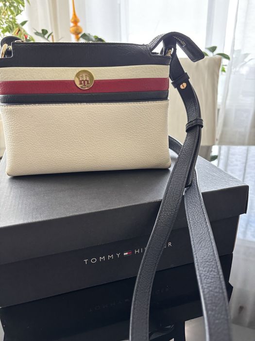 Сумка біла Томмі хілфігер