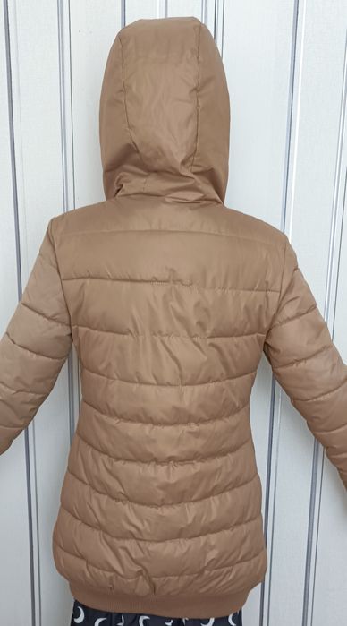 Зимняя куртка р.44-46 женская