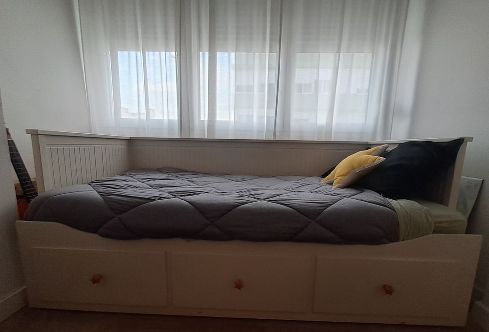 Cama Ikea Hemnes