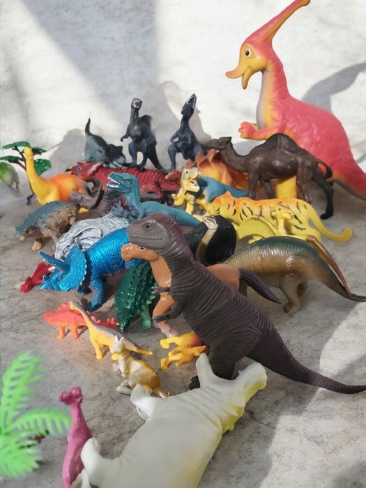 Продам лотом іграшки рюкзаки або окремо.