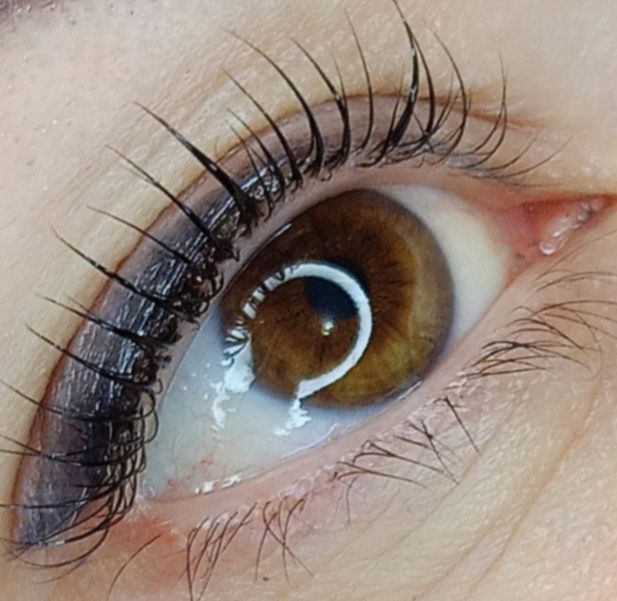 Ламинирование ресниц. Оформление бровей, покраска. Бабурка