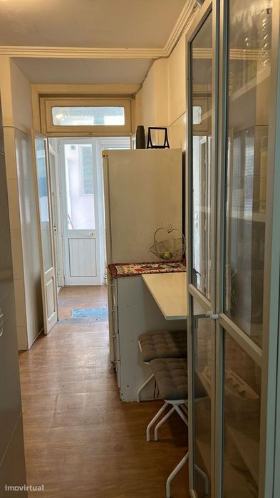 Quarto - localizado em Arroios Lisbon