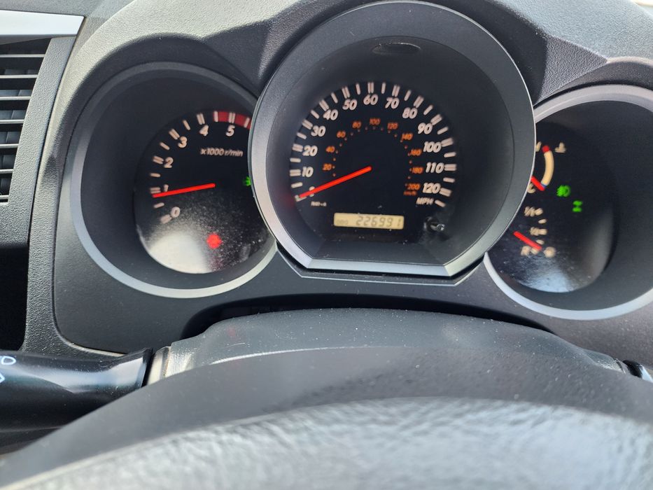 Toyota Hilux 3.0 Diesel 2011 рік в Україні!