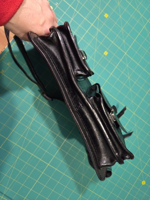 Чоловіча сумка бананка з натуральної шкіри