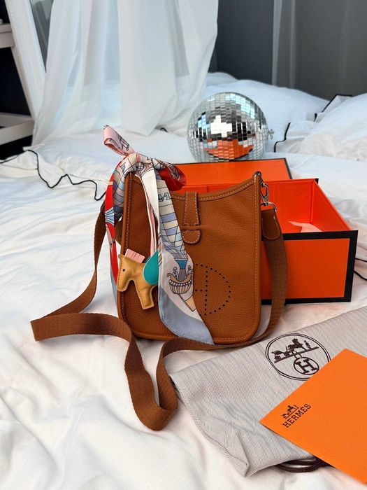 Сумка Hermes Evelyne Black, Brown