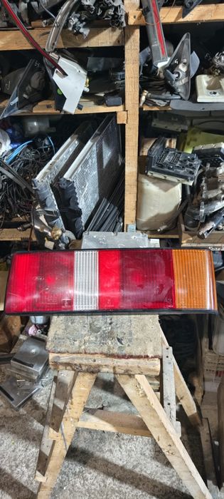 Продам фонари  Форд  Эскорт .