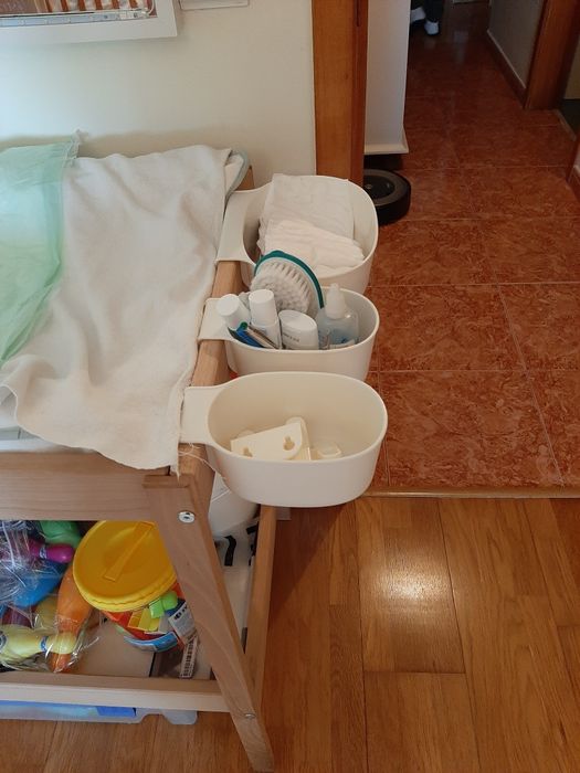 Móvel  para muda fraldas Ikea