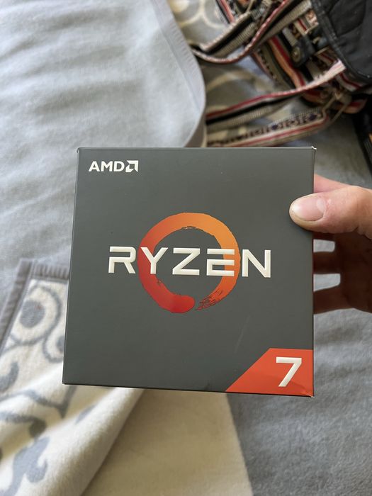Ryzen 7 2700 box