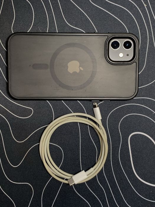 Айфон 11 128 чорний/apple iphone 11 128 black