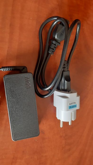 Carregador novo para diversos computadores, com entrada C