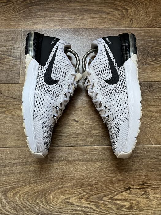 Кросівки Nike Air Max Typha