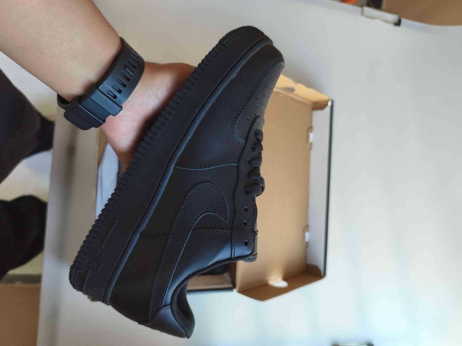 Nike, damskie czarne trampki, rozmiar 39