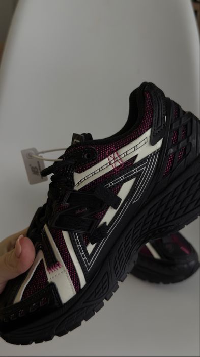 New balance 1906A