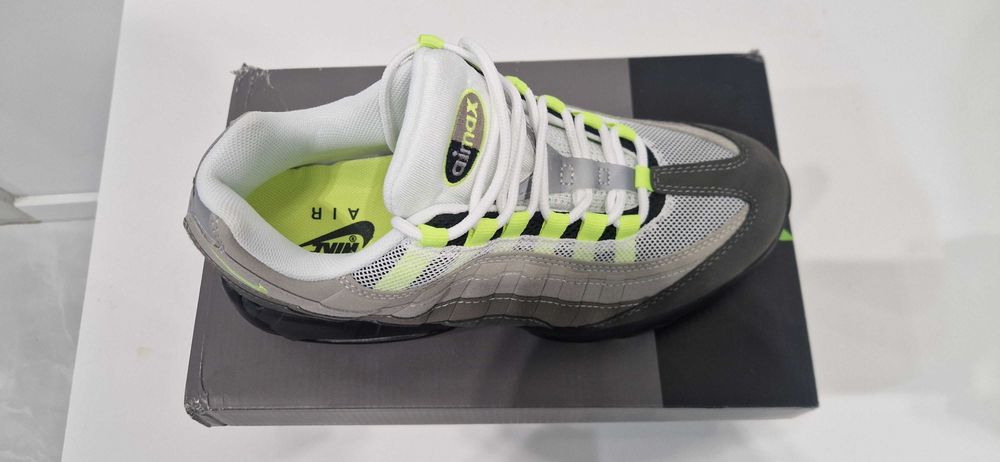 Buty nowe rozmiar 44