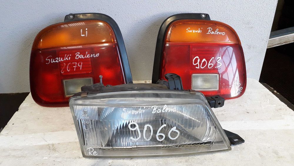 Farol Direito e Farolim SUZUKI BALENO