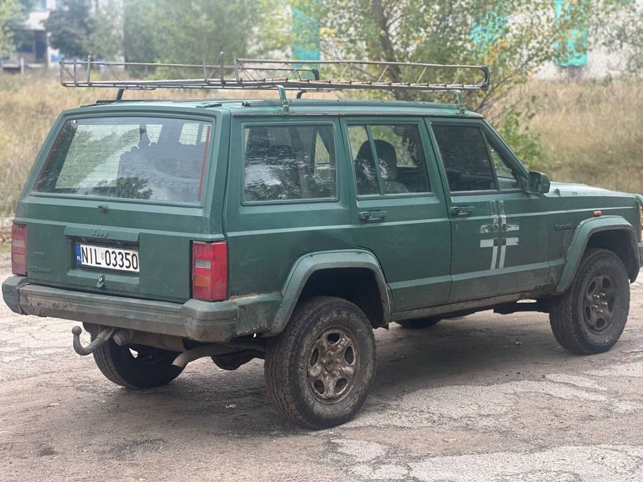Продам Jeep Cherokee
