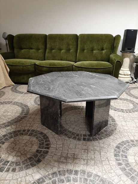 Mesa de apoio em granito