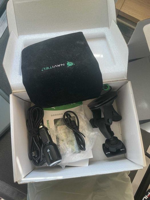 Nawigacja Navitel E700