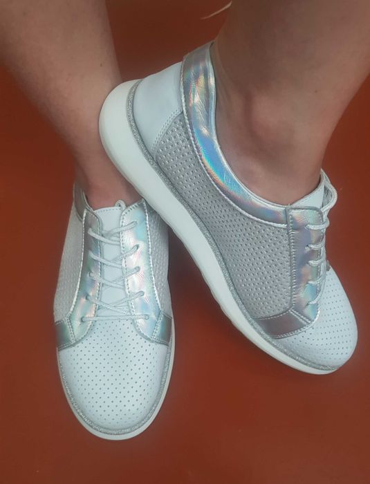 Кеди  шкіряні жіночі