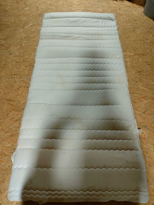 Materac nawierzchniowy 90 x 200 cm