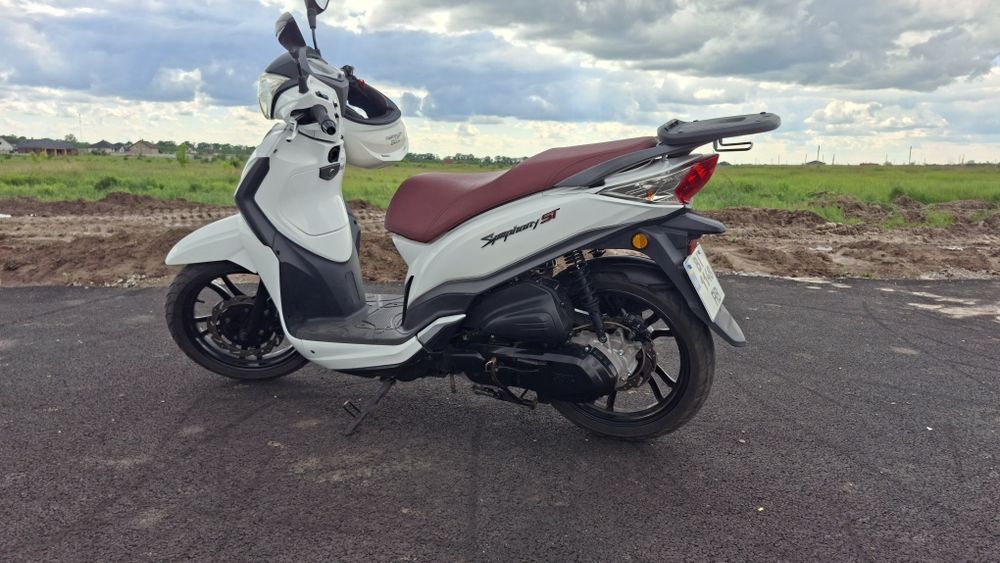 Максі скутер SYM Symphony st 200