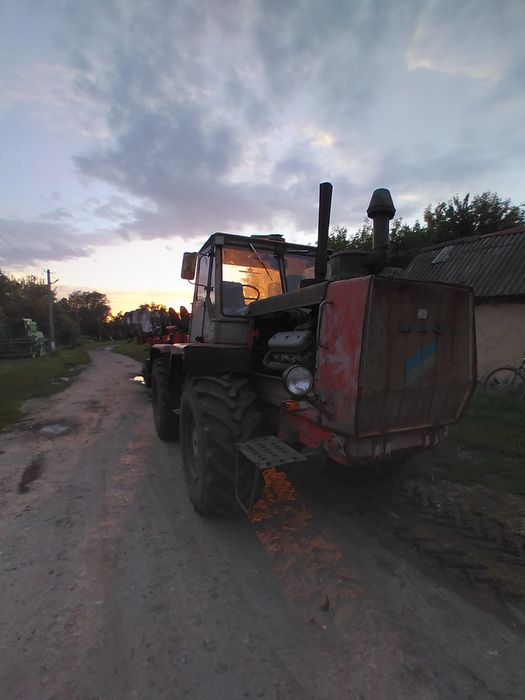 Продам Т 150 разом з оборотним плугом Kuhn 4+1