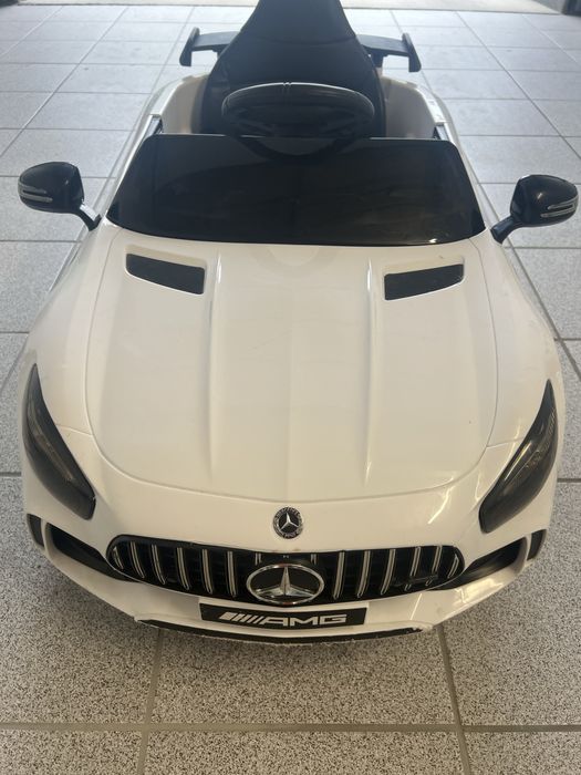 Auto na akumulator dla 3-5 latka - Mercedes AMG