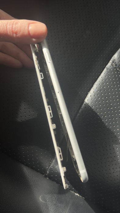 iPhone 6s без батареї на запчастини