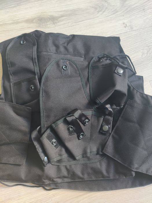 Розвантажувальний жилет