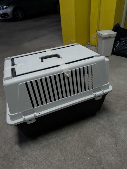 Caixa de Transporte Pet Ferplast Padrão IATA + Bolsa Pet pequena