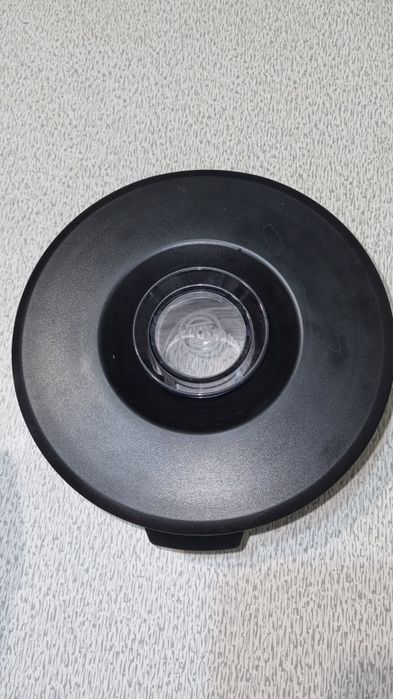 Блендер Bosch MMB6141B у відмінному стані.