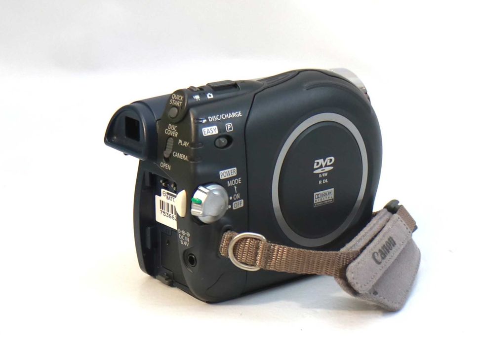 Máquina de filmar Canon DC 310 a funcionar na perfeição