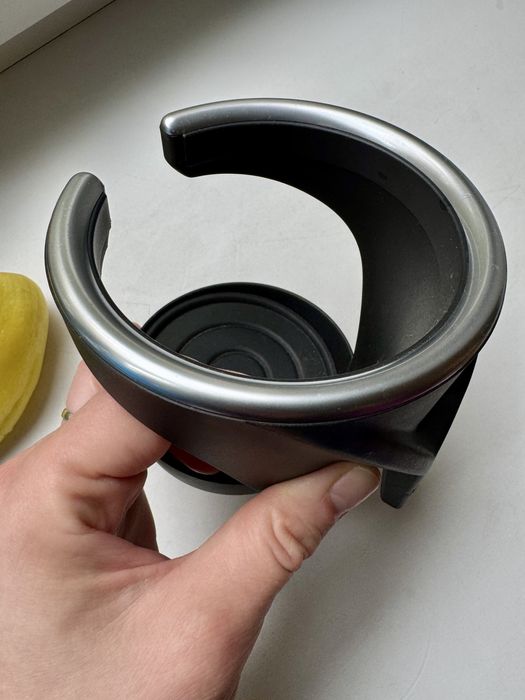 BMW i3 i01 підсклянник/ подстаканник